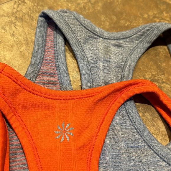 Athleta Speed light seamless tanks—Size Small - Picture 4 of 4